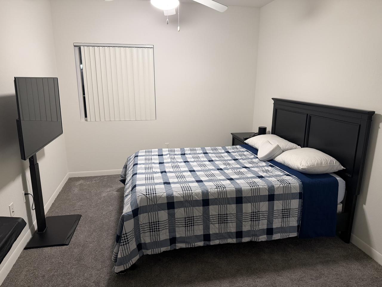 Profile photo 6 of 10