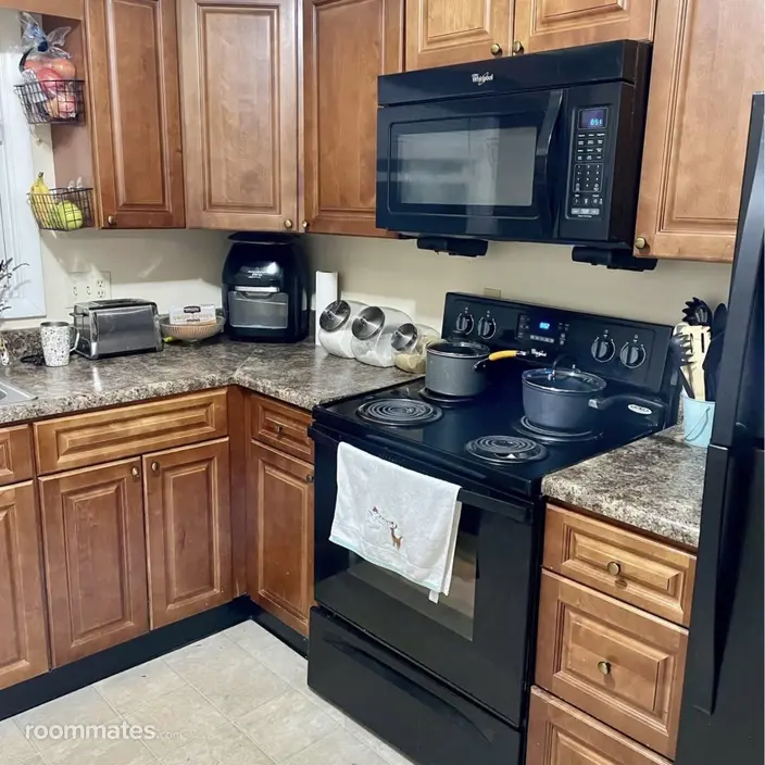 Room for rent in Lemoyne, PA $760, apartment