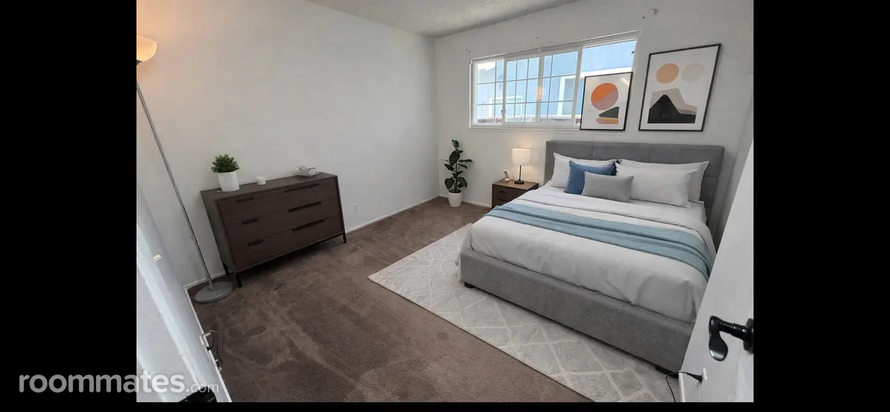 Profile photo 1 of 6