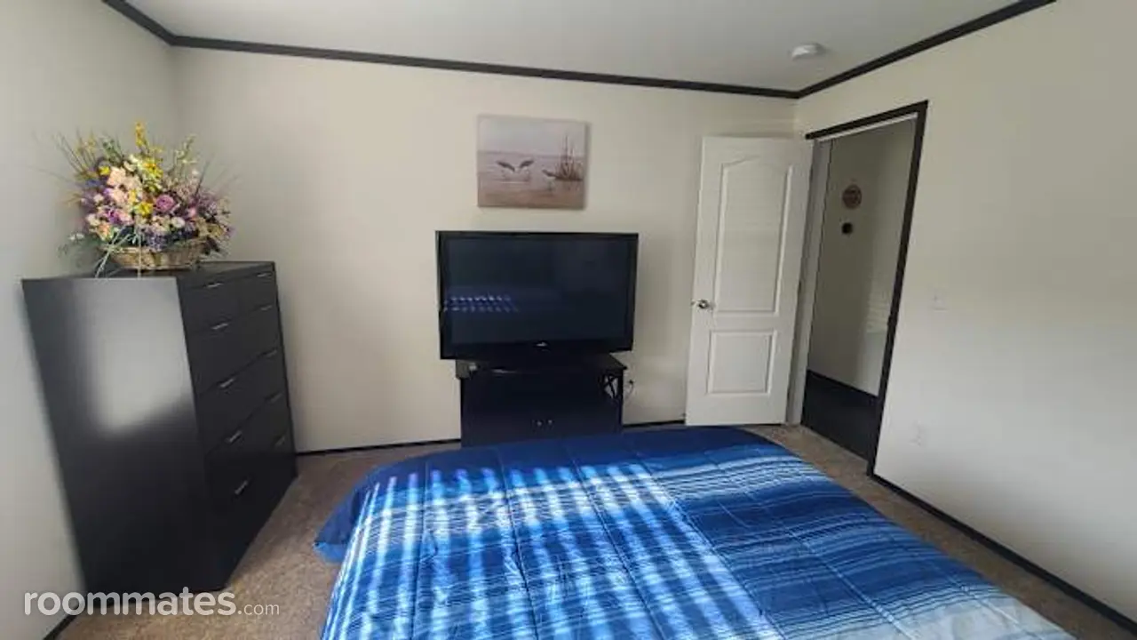 Profile photo 2 of 9