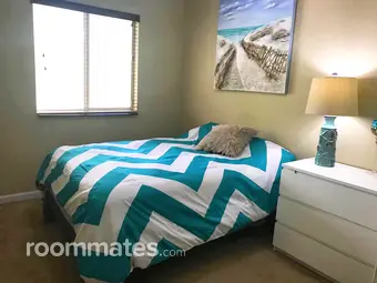 Room for rent in Hallandale Beach, FL $950, townhouse