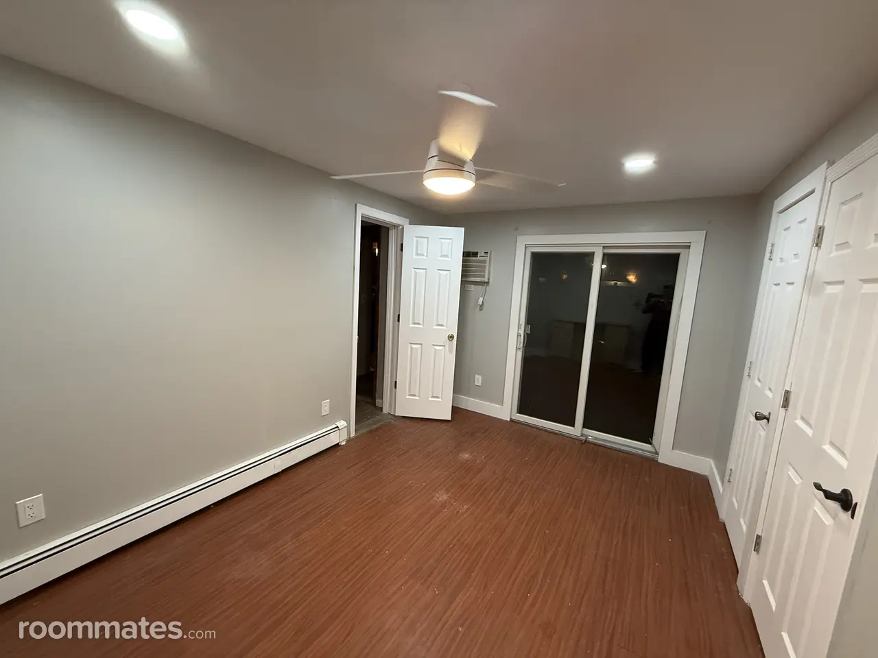 Profile photo 3 of 7