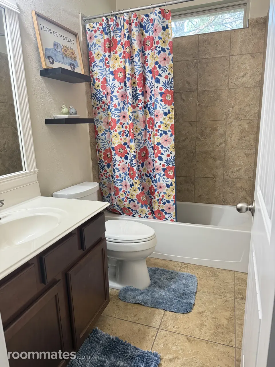 Profile photo 6 of 7