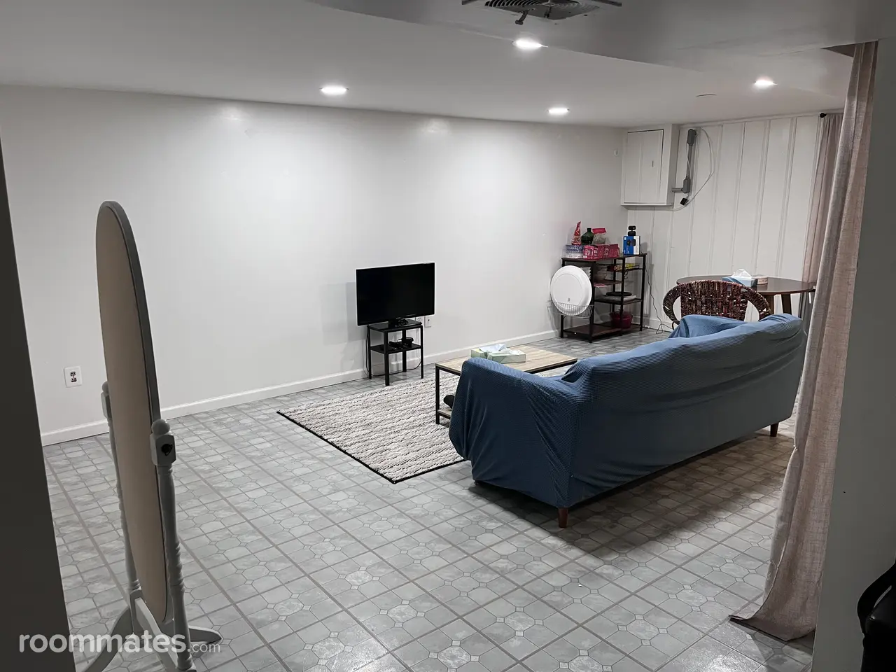 Profile photo 2 of 9