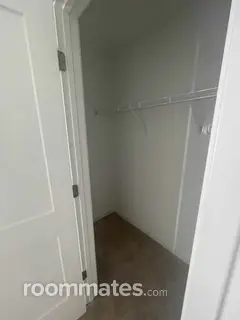 Room for rent in Yorkville, IL $700, townhouse