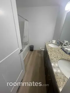 Room for rent in Yorkville, IL $700, townhouse