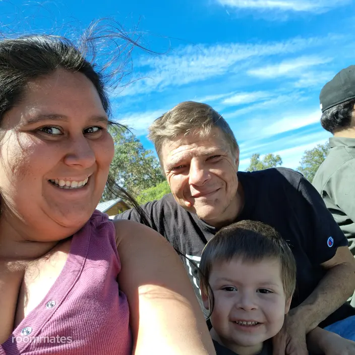 Roommate looking Sacramento, CA, $1100