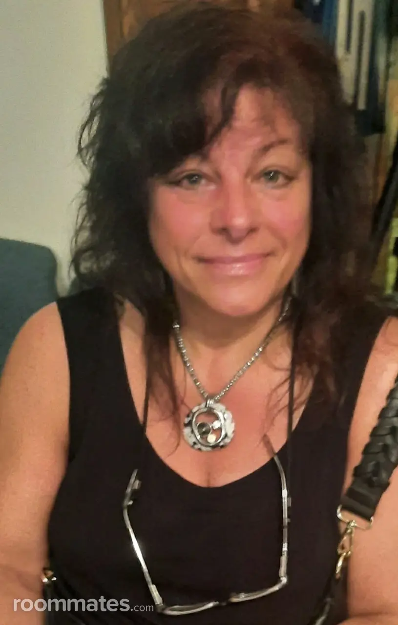 Profile photo 2 of 4