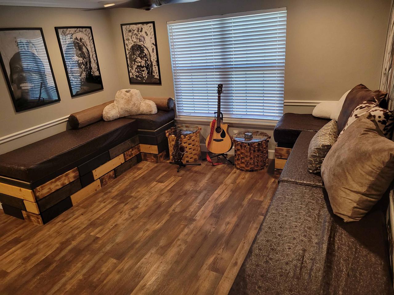 Profile photo 8 of 12