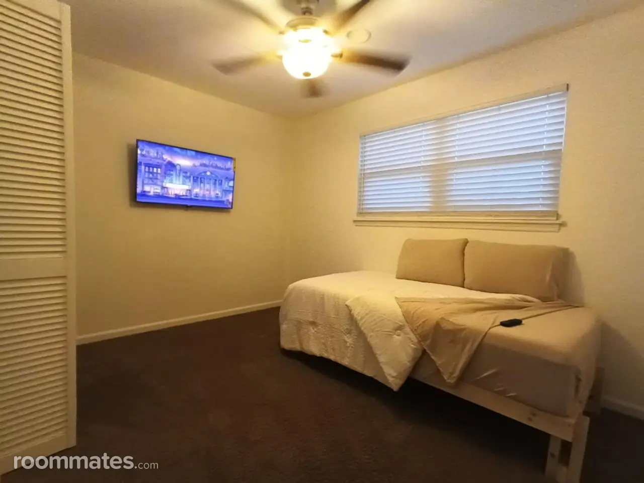 Profile photo 2 of 12