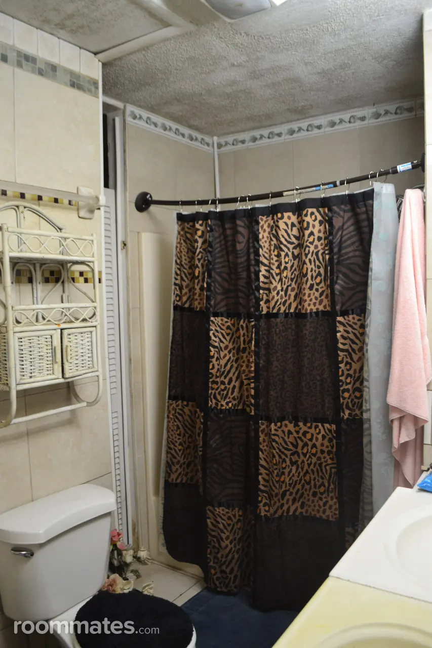 Profile photo 4 of 5