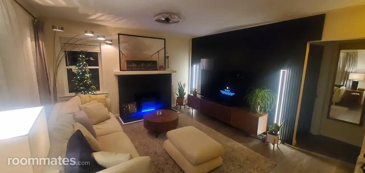 Profile photo 6 of 11