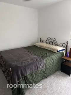 Room for rent in Ennis, TX $750, house