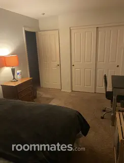 Room for rent in Waddell, AZ $900, house