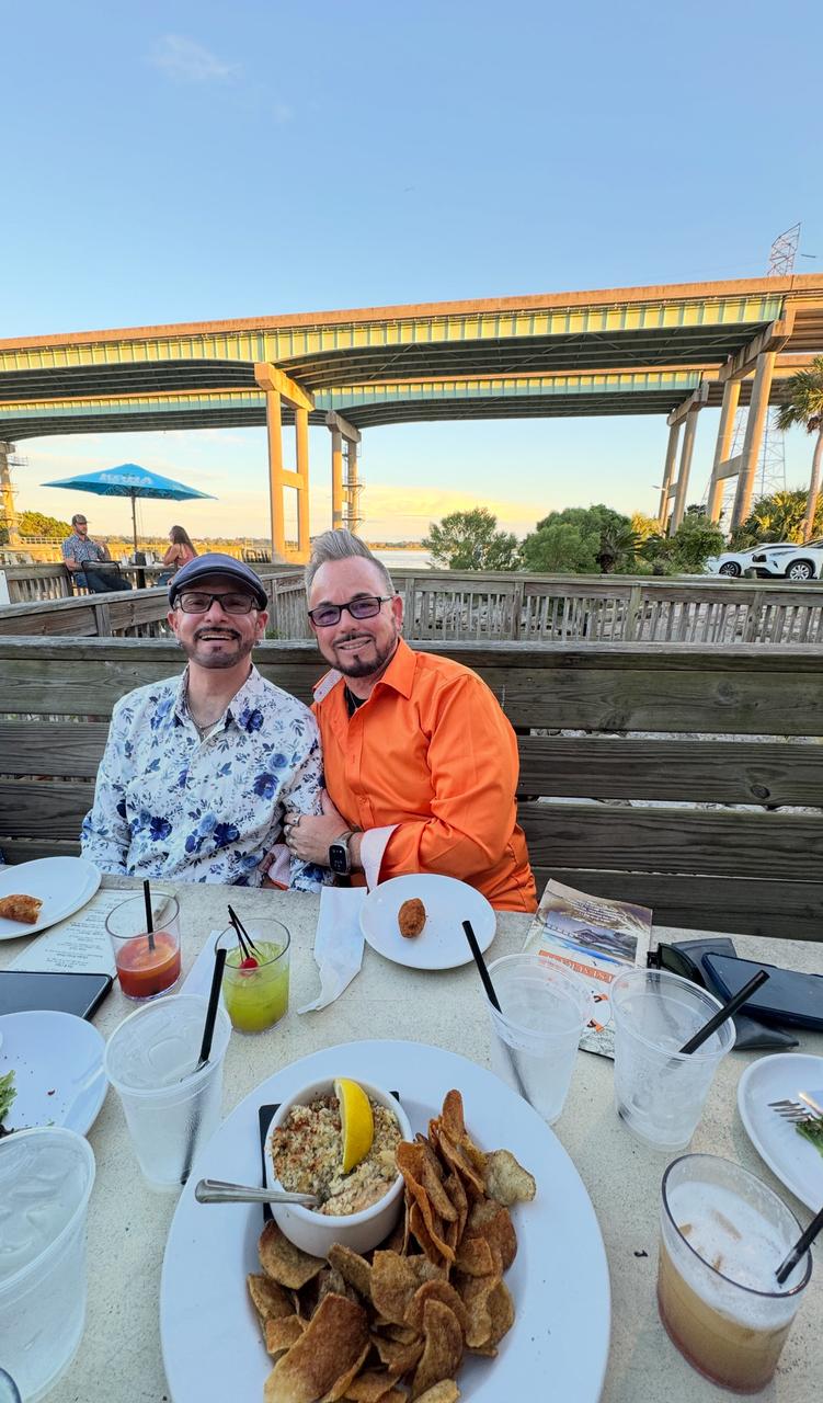 Profile photo 8 of 8