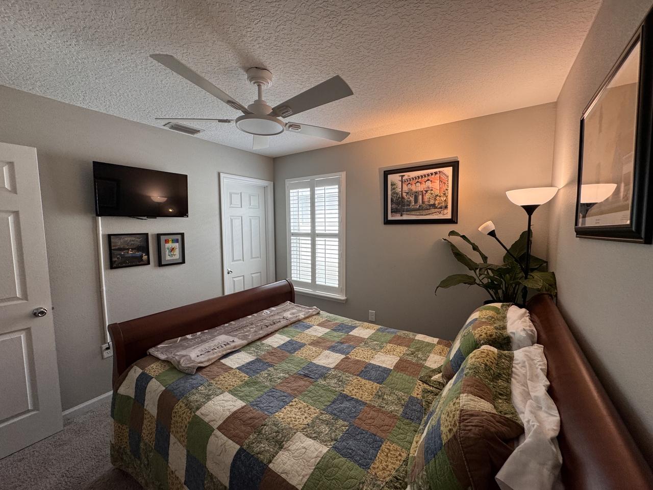 Profile photo 1 of 8