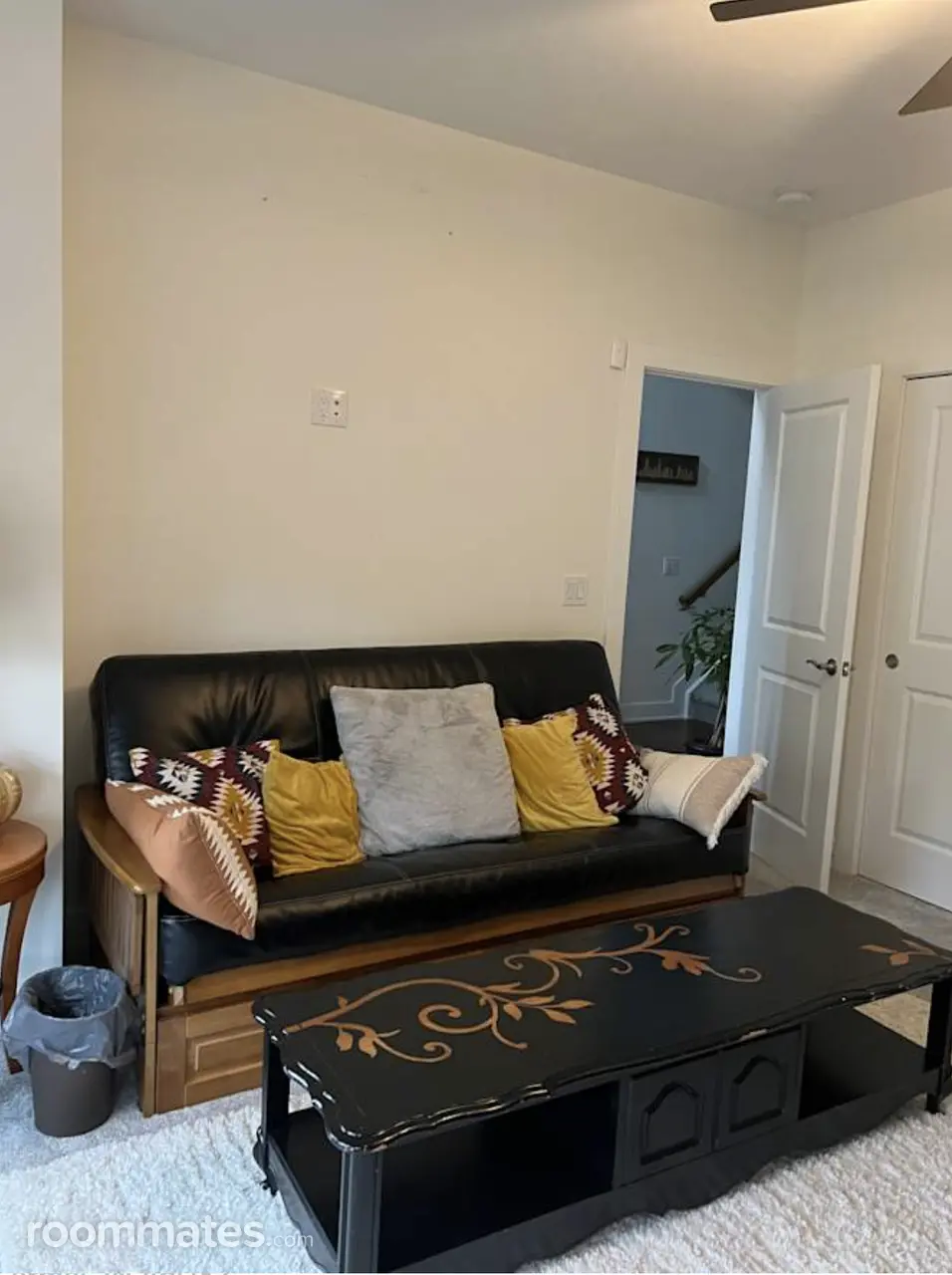 Profile photo 8 of 11