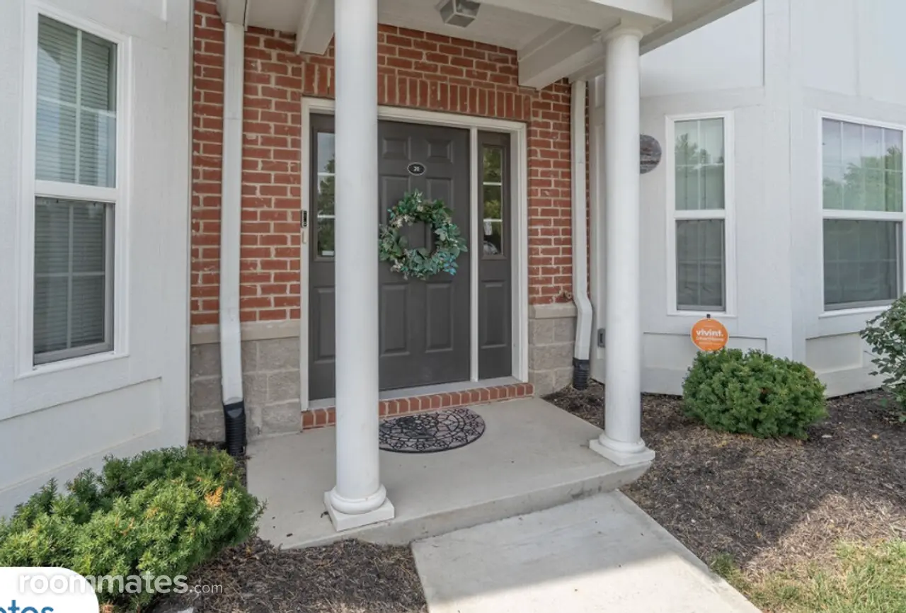 Profile photo 4 of 11