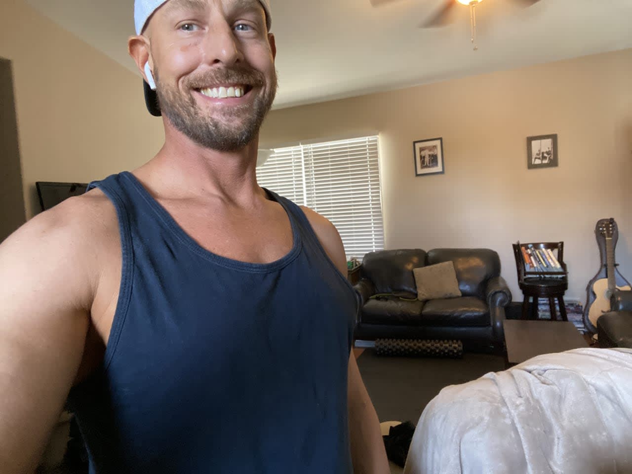 Profile photo 6 of 6