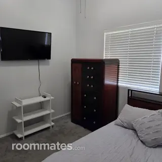 Room for rent in Chandler, AZ $750, house