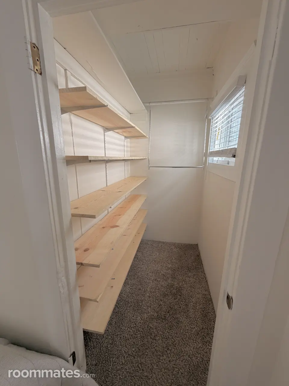 Profile photo 7 of 18