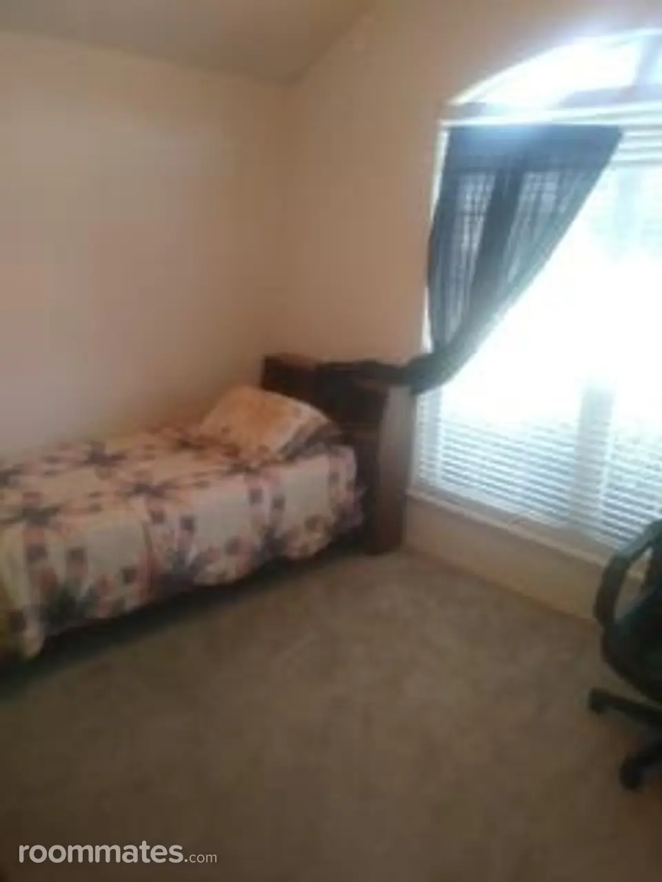 Profile photo 1 of 3