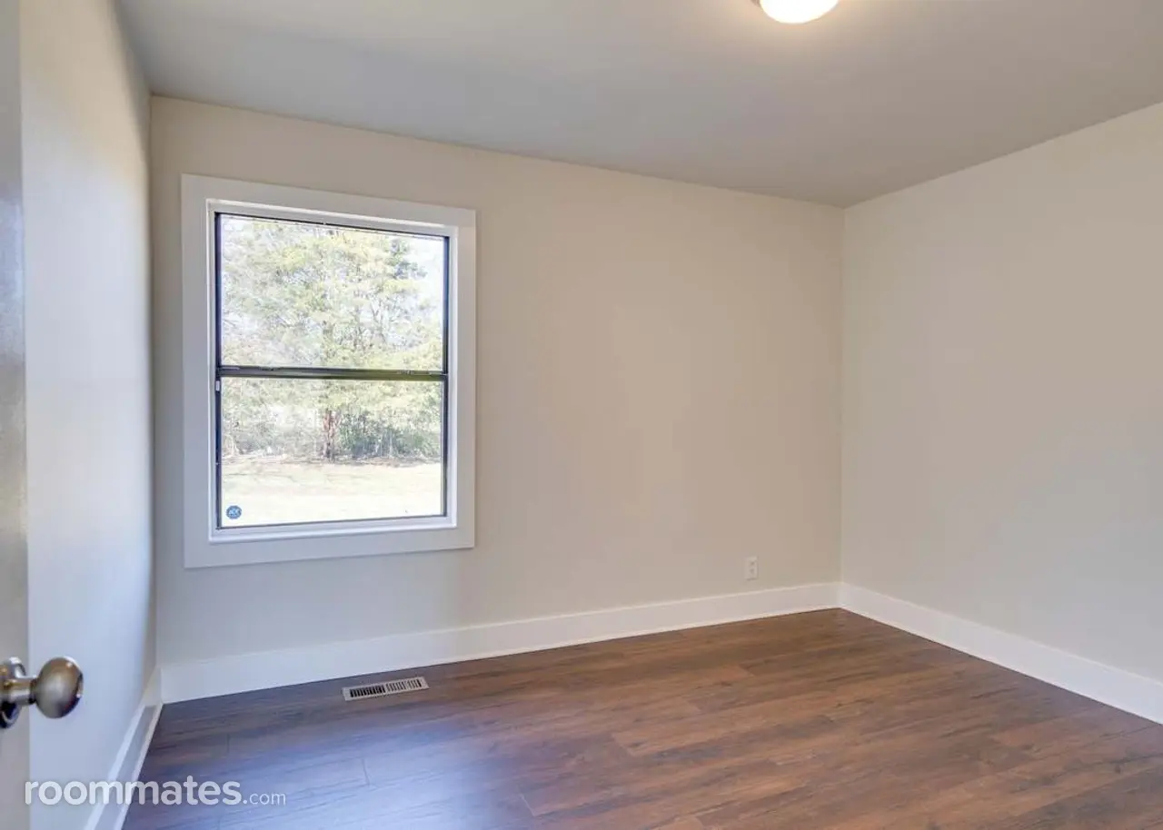 Profile photo 2 of 9