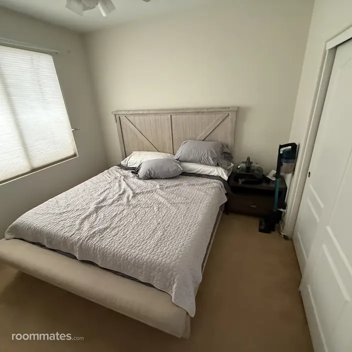 Room for rent in Gilbert AZ $700, house