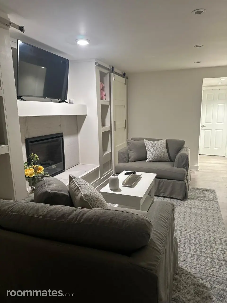 Profile photo 3 of 7