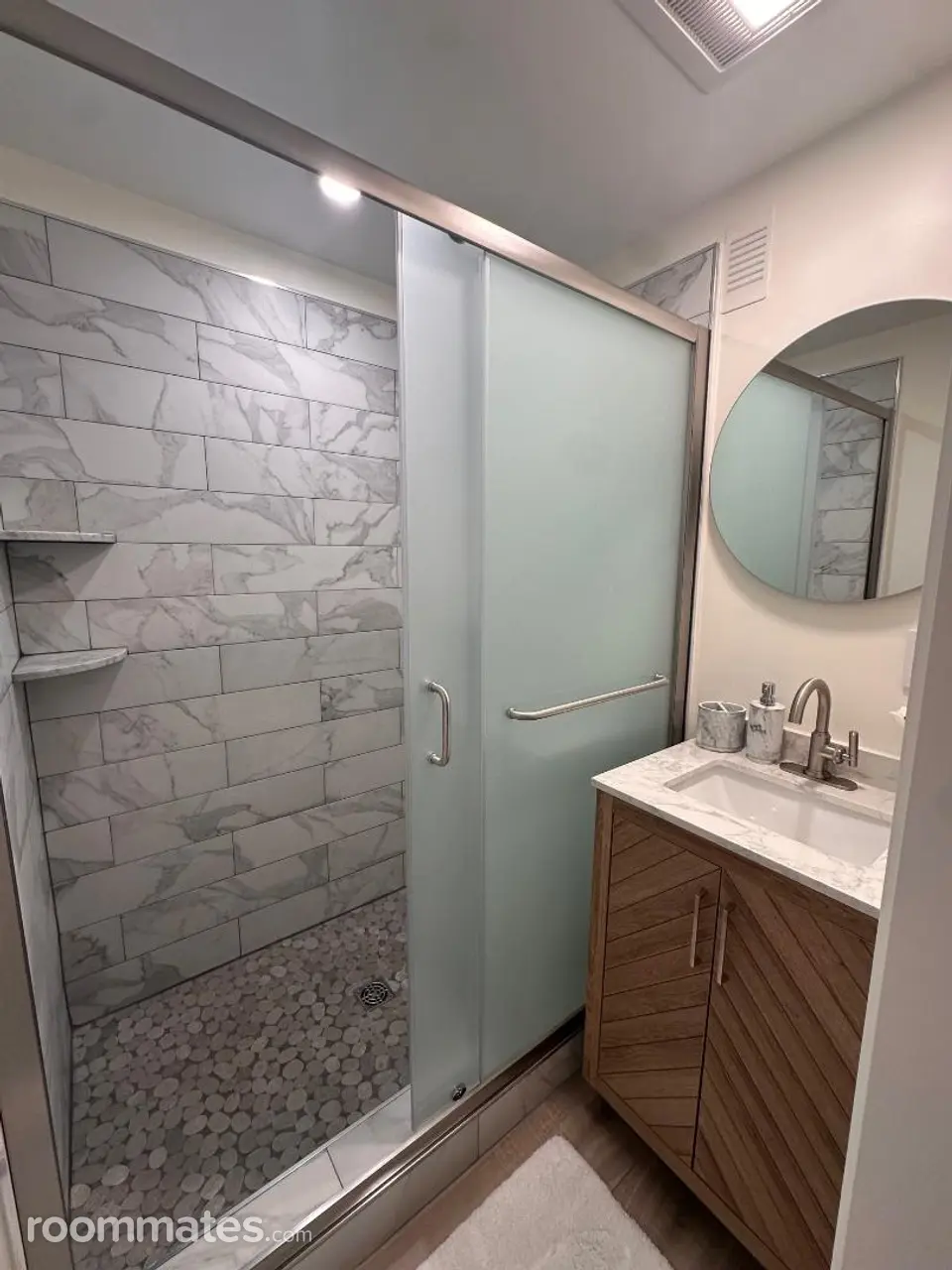 Profile photo 6 of 7