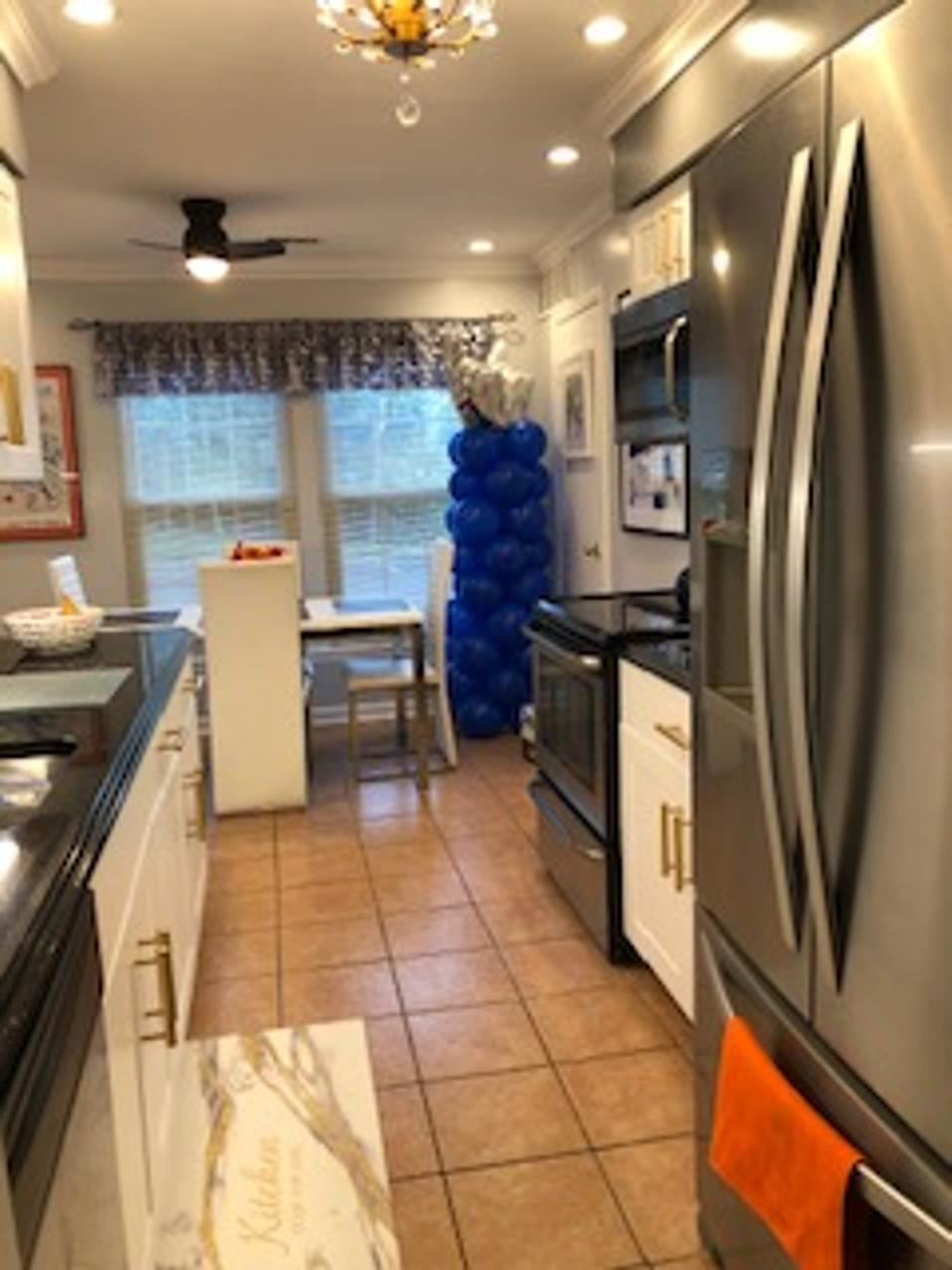 Profile photo 8 of 9