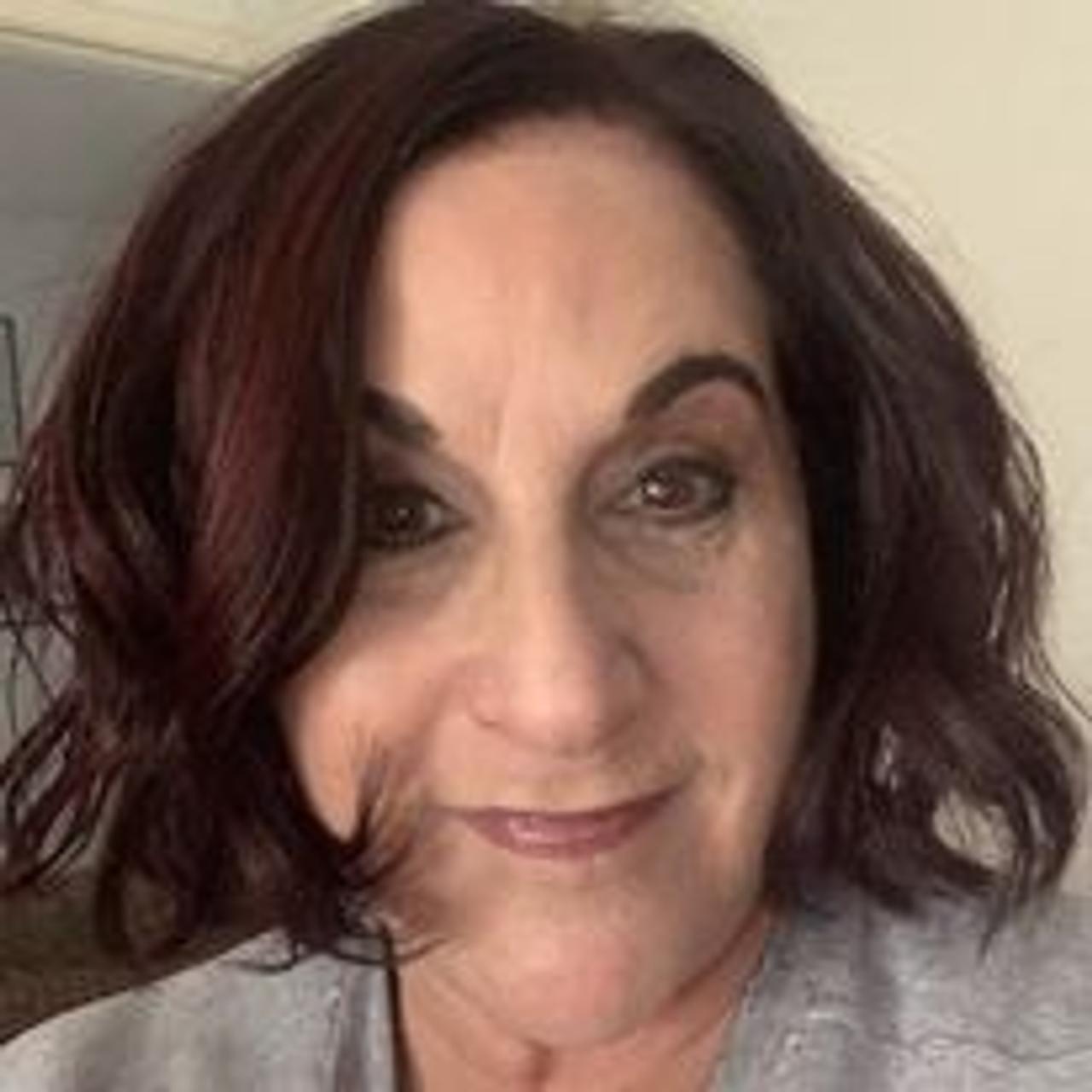 Profile photo 10 of 10