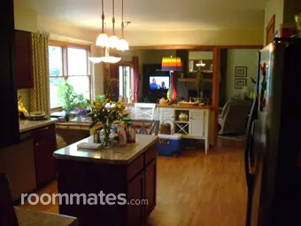 Room for rent in Naperville, IL $1200, house