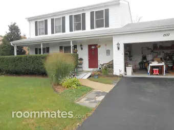 Room for rent in Naperville, IL $1200, house