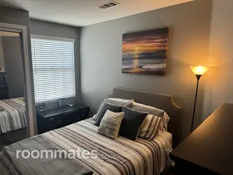 Room for rent in Murrieta, CA $1200, house