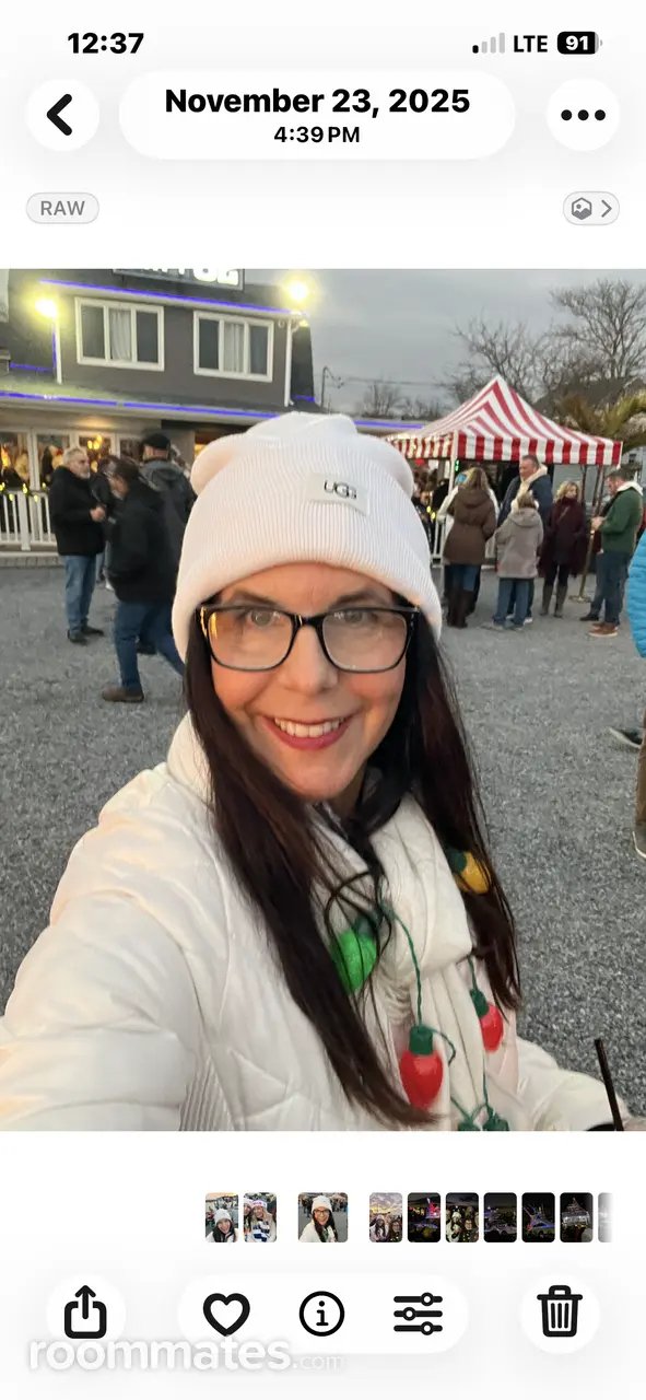 Profile photo 1 of 3