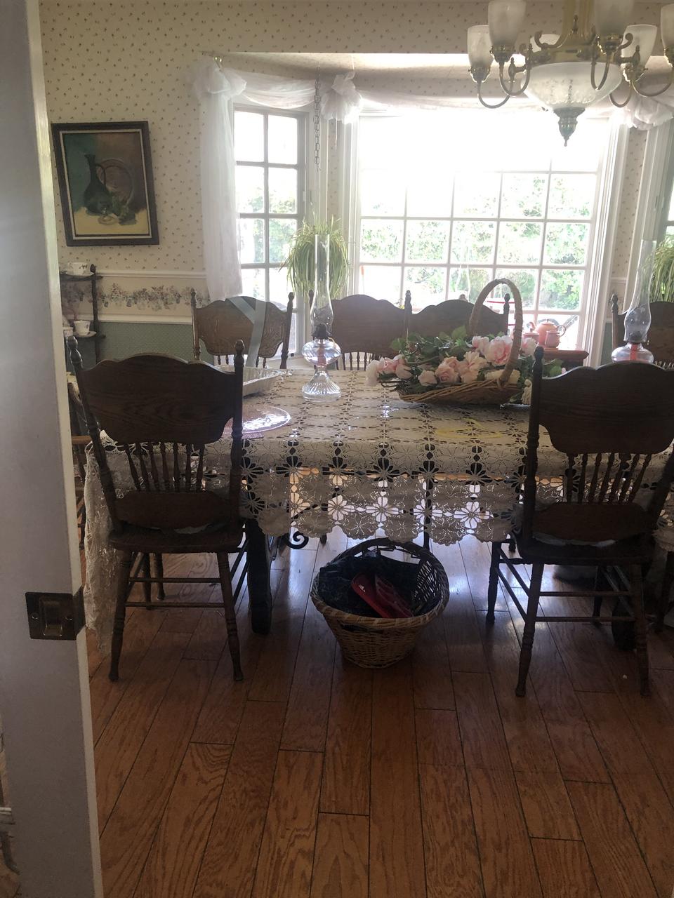 Profile photo 7 of 11