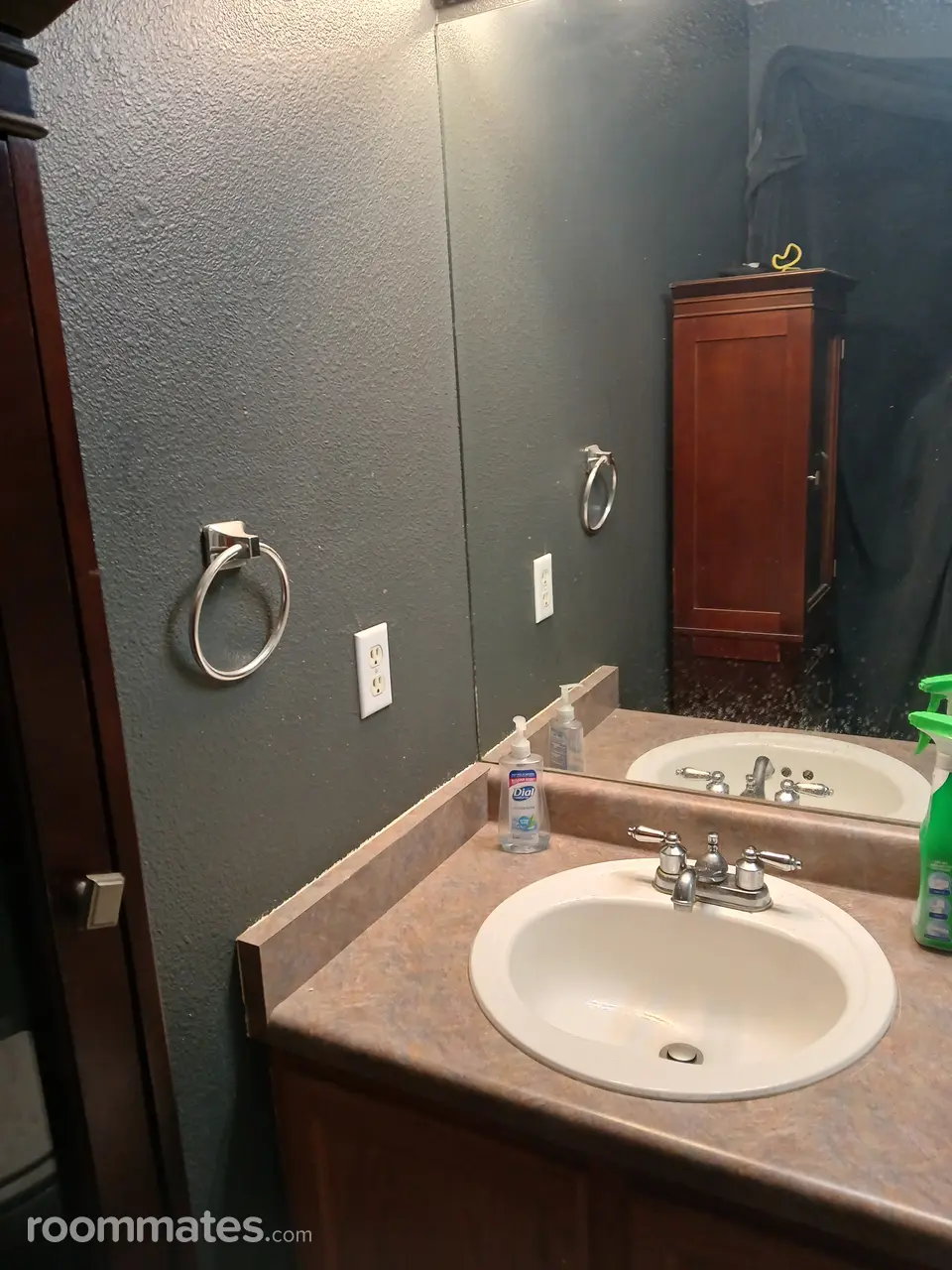 Profile photo 1 of 7