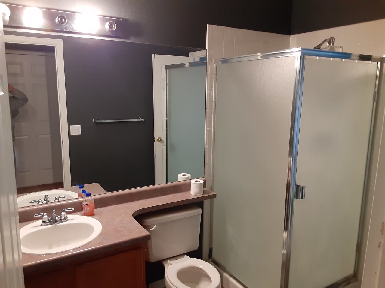 Profile photo 4 of 7