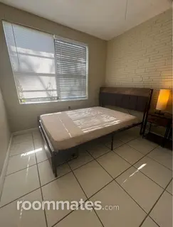 Room for rent in Fort Lauderdale FL $900, house
