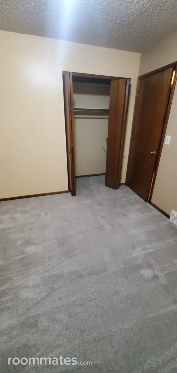 Profile photo 2 of 6