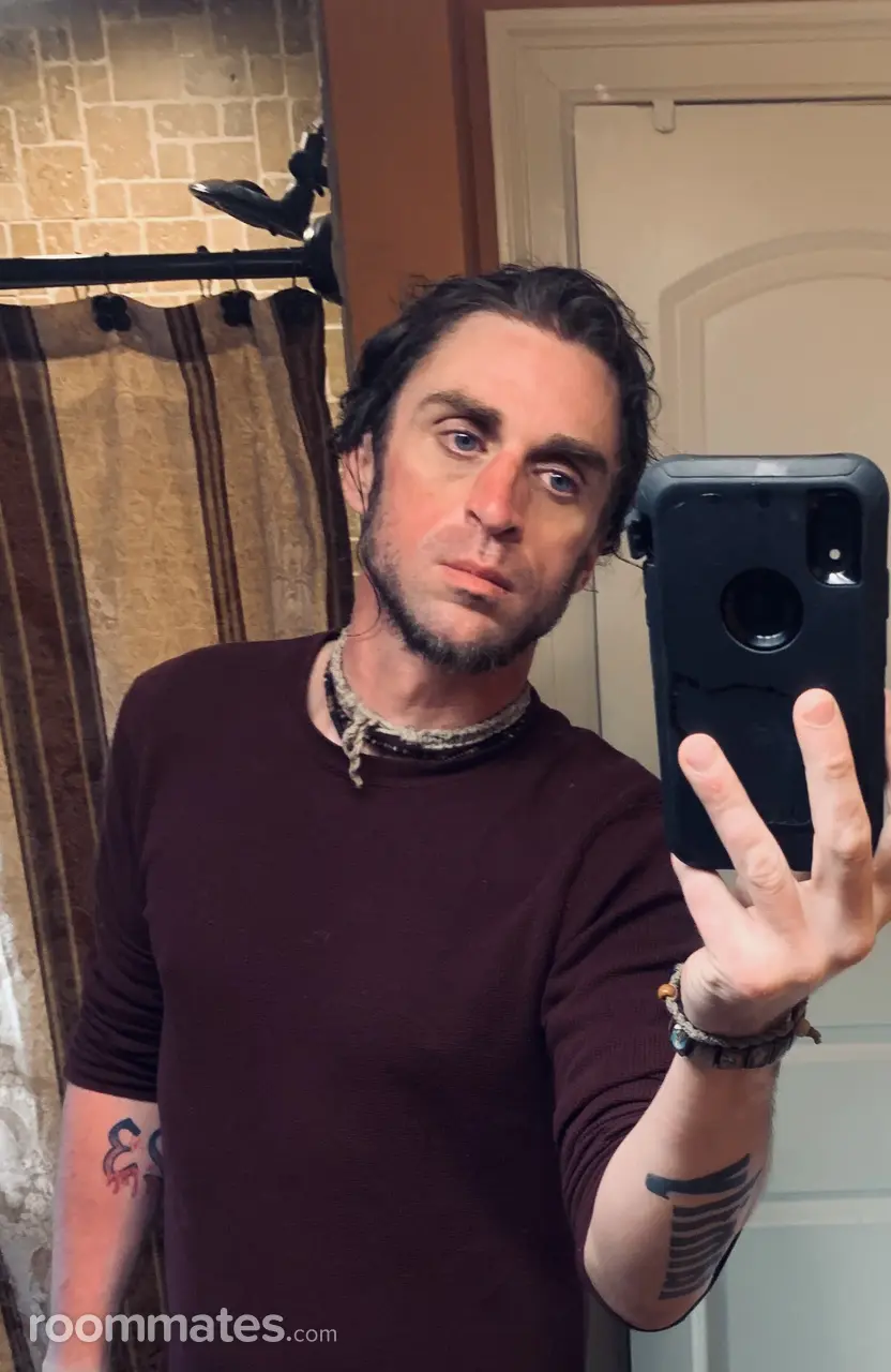 Profile photo 6 of 8