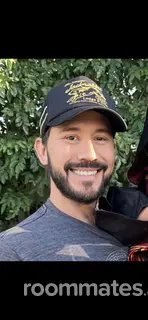 Roommate looking Woodland Hills, CA, $2000