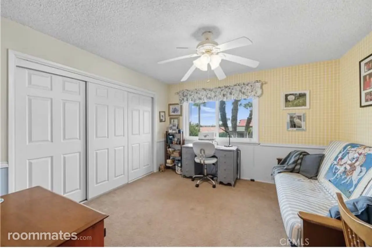 Profile photo 2 of 4