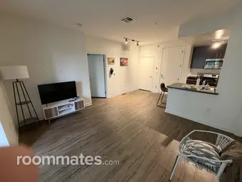 Room for rent in North Hollywood CA $3180, apartment