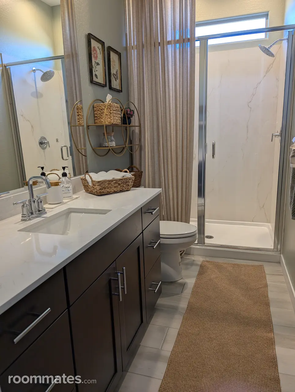 Profile photo 8 of 9