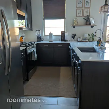 Room for rent in Gilbert, AZ $2500, house