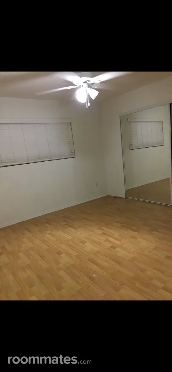 Profile photo 3 of 7