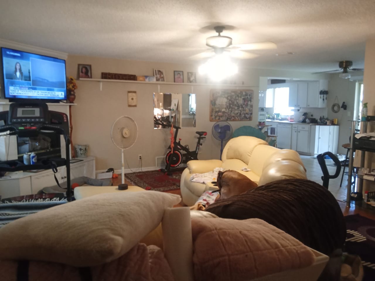 Profile photo 9 of 10