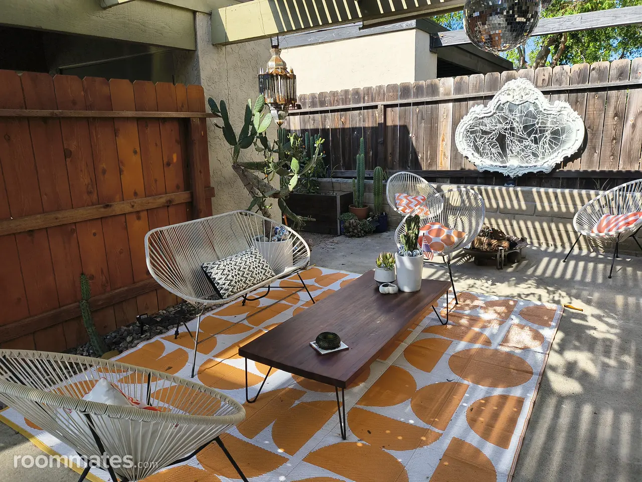 Profile photo 7 of 16